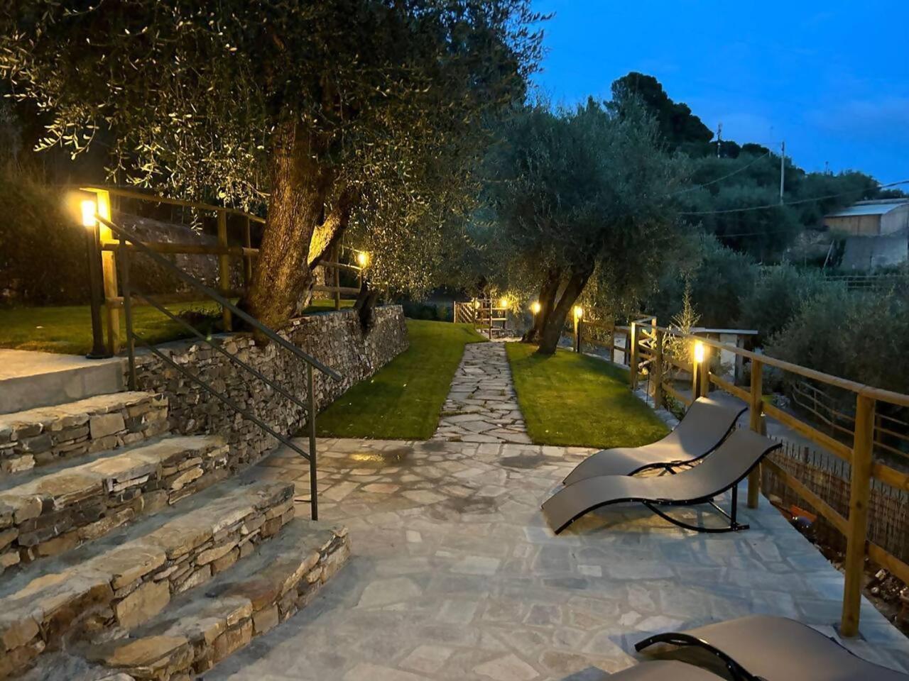 Appartamento Alba Dachi Farm Andora ภายนอก รูปภาพ