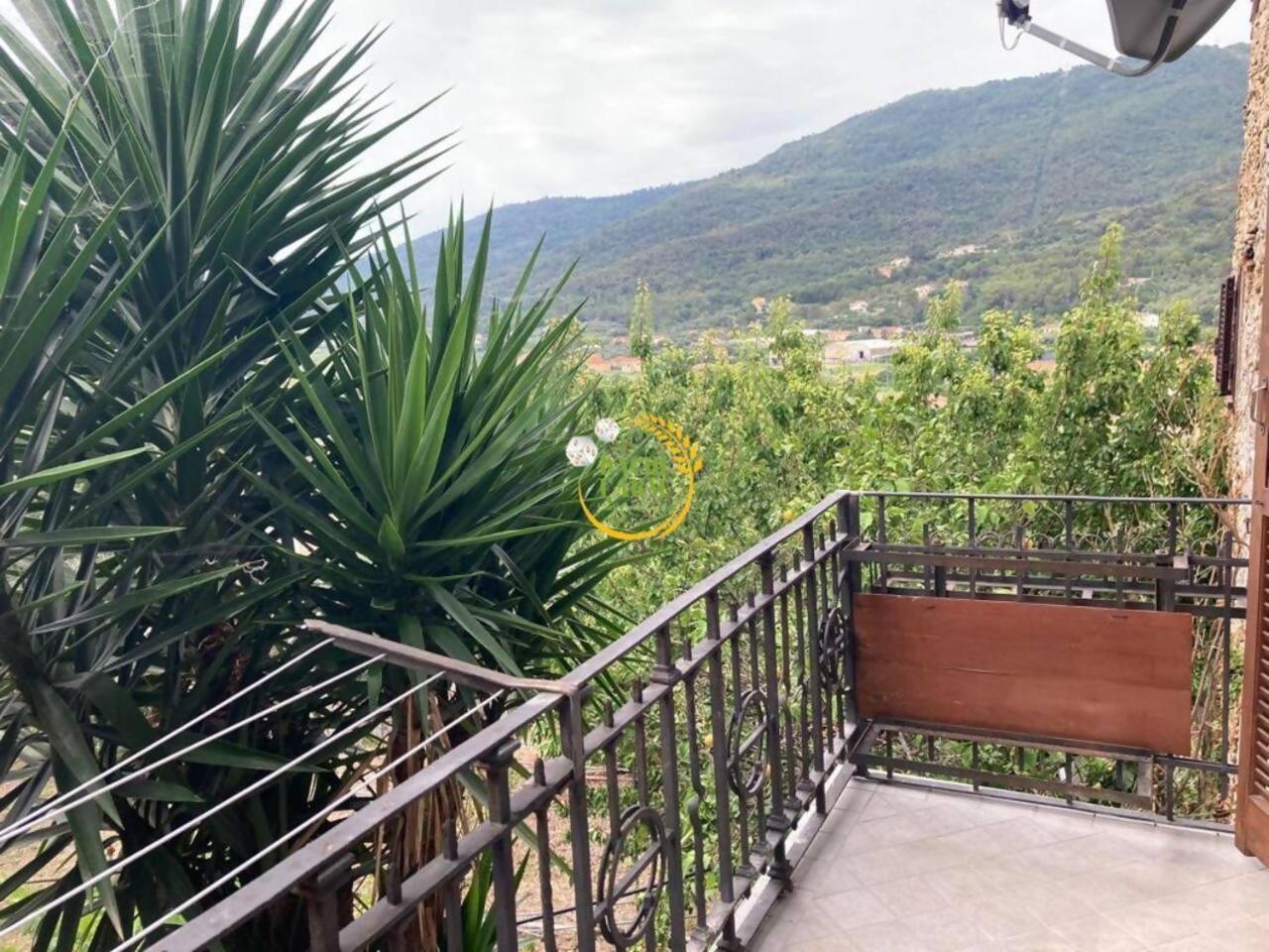 Appartamento Alba Dachi Farm Andora ภายนอก รูปภาพ
